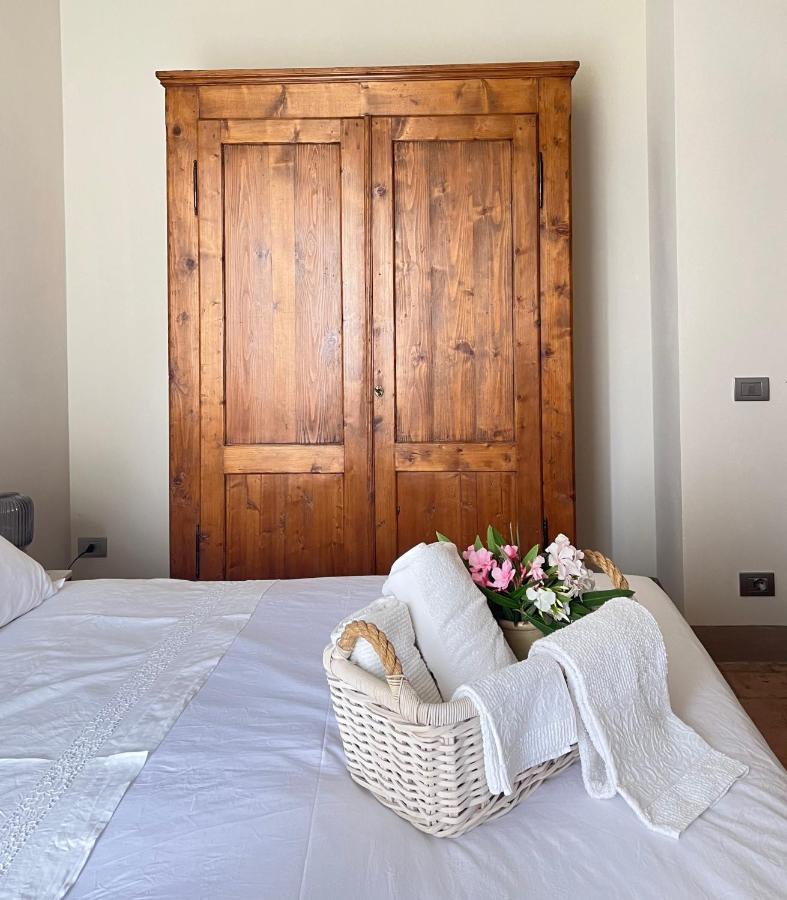 Le Mansarine Charme B&B Castellaro  エクステリア 写真