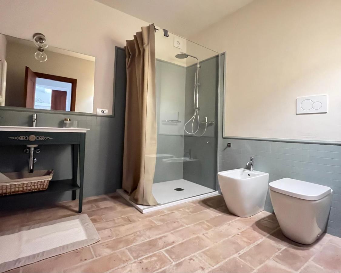 Le Mansarine Charme B&B Castellaro  エクステリア 写真