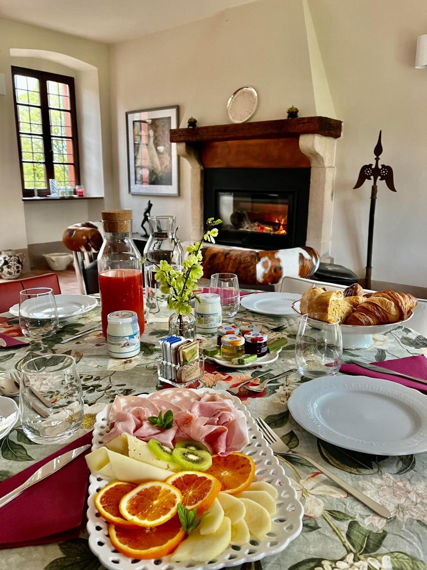 Le Mansarine Charme B&B Castellaro  エクステリア 写真