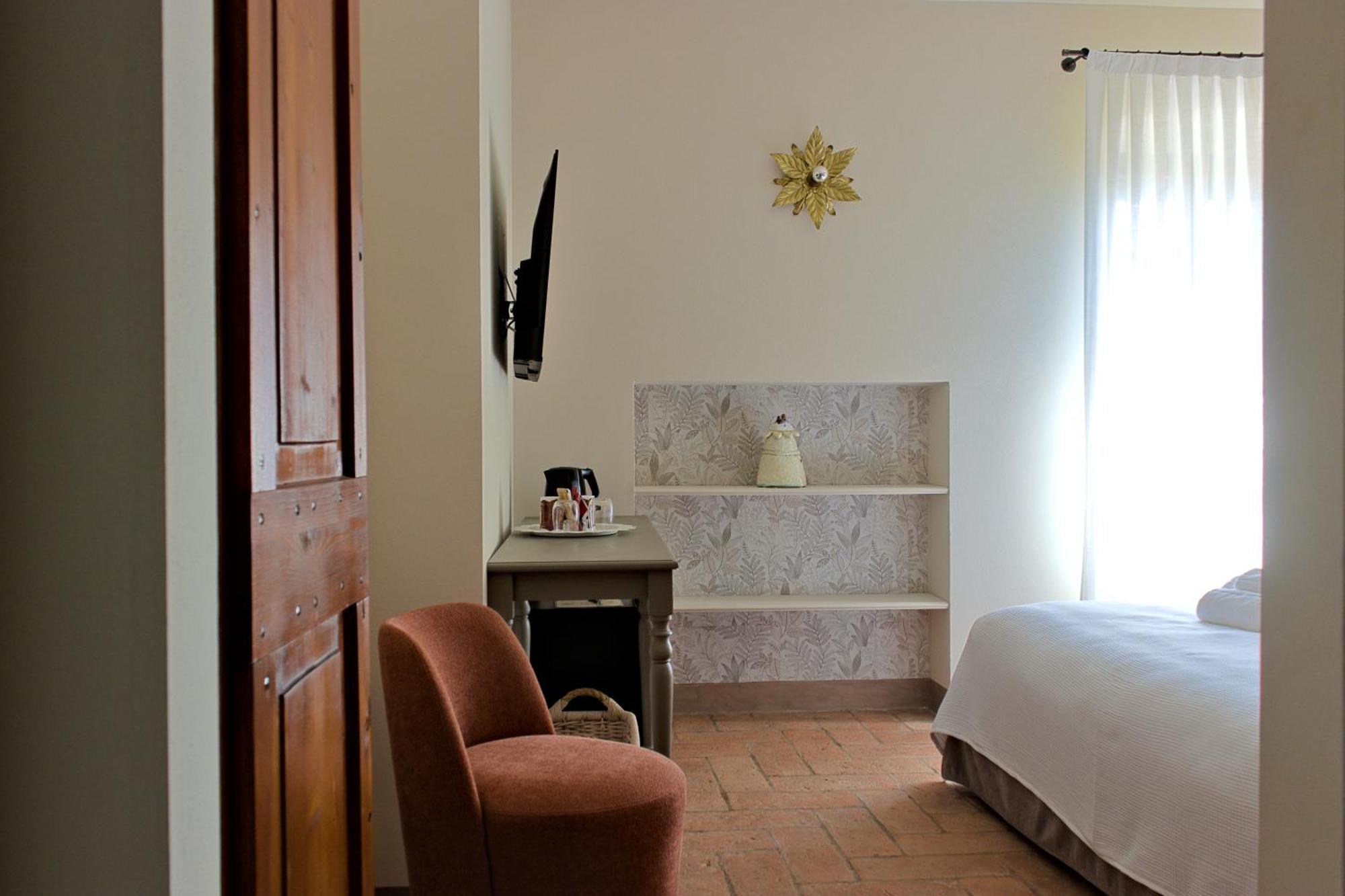 Le Mansarine Charme B&B Castellaro  エクステリア 写真